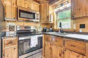 Hike & Fish! Cabin Near Hocking Hills State Park - Interiör