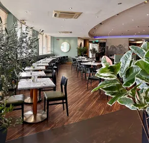 Best Western London Heathrow Ariel Hotel - Restaurante