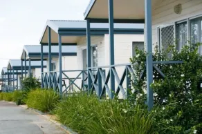 Crestview Tourist Park - Zimmer