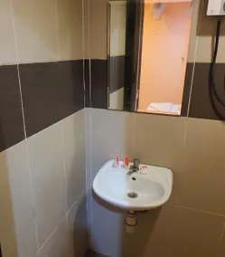 GS BUDGET HOTEL - Bathroom