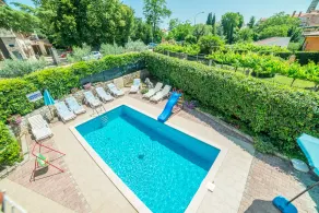 Vacation Pool Apartments - Pool