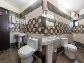 Viable Inn , Mukteshwar - Himalayan View - Bathroom