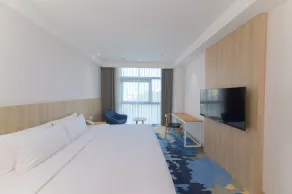 JANDA Golden Tulip Hotel - Zimmer