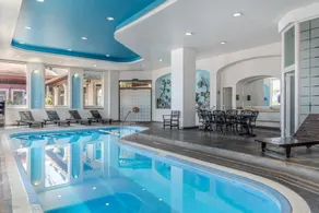 Ramada by Wyndham CDMX Perinorte - Piscine