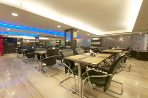 Hotel Amaltas International by Orion Hotels - Restaurant