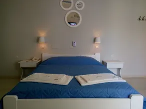 Avra Beach Hotel - Værelse