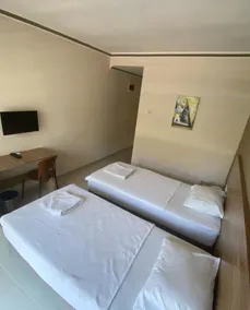 Astoria Life Hotel - Room