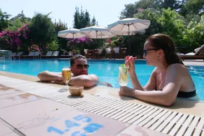 Mr. Dim Exclusive Apart Hotel - Piscina