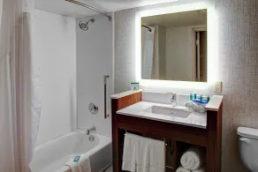 Holiday Inn Express Richmond-Mechanicsville by IHG - Salle de bain