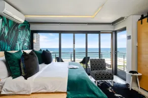 North Star Micro Hotel - Room