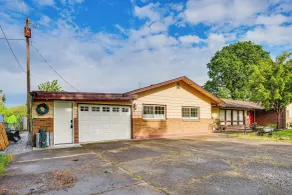 Private + Secluded: 2BR Vancouver Home w/ Fire Pit - Innenbereich