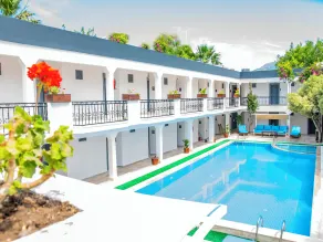 Blue Bay Beach Otel - Piscina