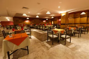 Sunny Days Mirette Family Resort - Restaurant