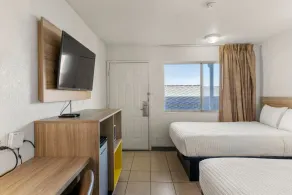 Days Inn by Wyndham Wheat Ridge/Denver West - Salle de bain