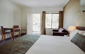 Artesian Spa Motel - Zimmer