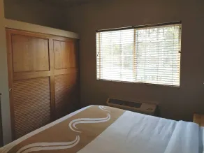 Quality Inn & Suites Bainbridge Island - Chambre