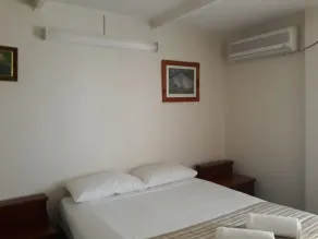 Coachman Motel - Room
