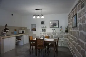 Guest House Dragutinovic - Dining