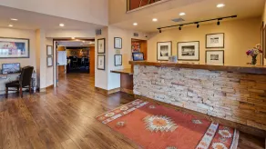 Inn at Santa Fe, SureStay Collection by Best Western - Réception