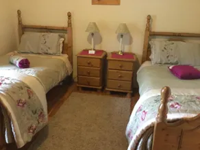 Dulrush Lodge Guest House, Restaurant and Self-Catering - Room