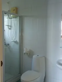 Kiwi's Hidden Resort - Bathroom