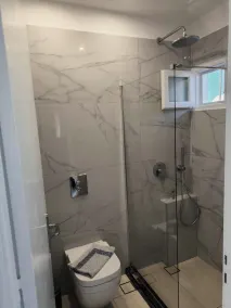 Mary Rooms - Bathroom