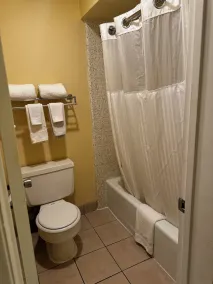 GuestPlace Inn & Suites - Salle de bain