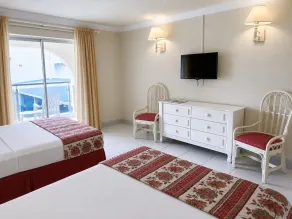 Sunbay Hotel- Daily Breakfast & Beach Access Included - Rum