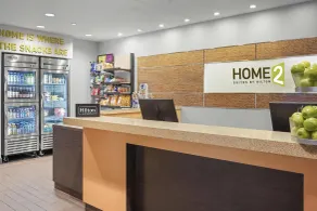 Home2 Suites by Hilton Milwaukee Airport - Rezeption