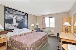 Super 8 by Wyndham Spokane/West - Chambre