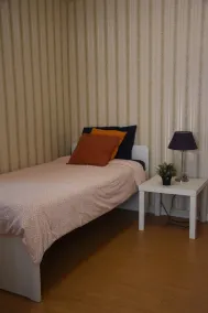 Kashaneh at Burbank - Room