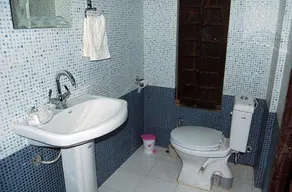 Mahansar Fort Heritage Homestay - Badezimmer