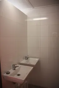 Haus Accommodation - note - Valid passport required to check-in - Bathroom