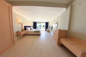 Crystal Prestige Pearl Collection - Room