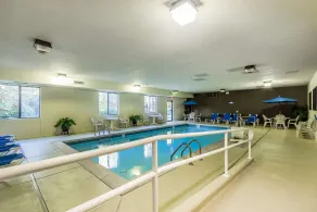 Comfort Suites St Charles-St Louis - Piscine