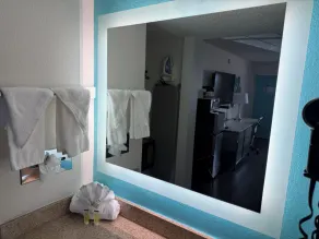 Howard Johnson by Wyndham Ft. Myers FL - Salle de bain