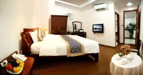 Lakeside Palace Hotel - Chambre