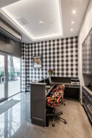 Triton Park Apartments - Reception