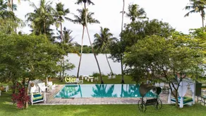 O m a - Piscine