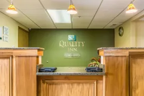 Quality Inn I-74 Batesville - Lobby