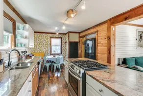 10 Mins to Blackwater Falls: Mtn Home w/ Hot Tub - Interiør