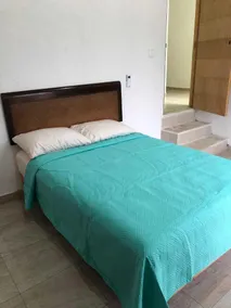 Airport Sleepy Inn - Habitación