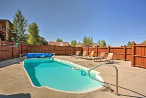 Mtn-View Condo ~ 3 Mi to Dtwn Steamboat Springs! - Intérieur