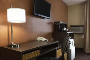 Super 8 by Wyndham Mount Vernon, IL - Chambre