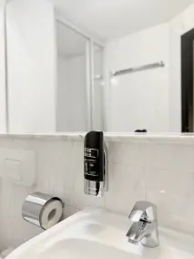 Colour Hotel - Salle de bain