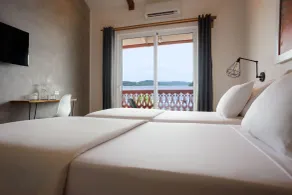 Divers Paradise Boutique Hotel - Room