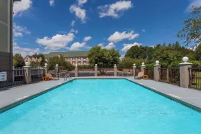 Baymont by Wyndham Columbia Fort Jackson - Piscine