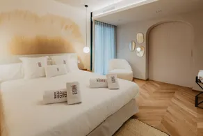 Hotel Petit Luxe - Room