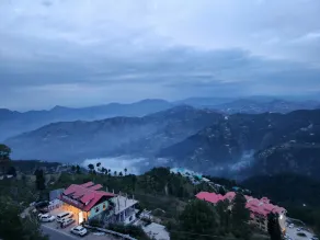 Alpine Holiday Inn, Kufri, Shimla - View from room