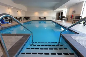 Holiday Inn Express & Suites - Kingfisher by IHG - Basseng